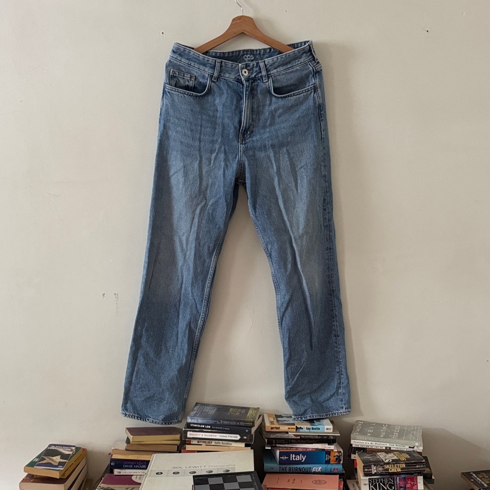 COS Wide-Leg High-Waisted Jeans